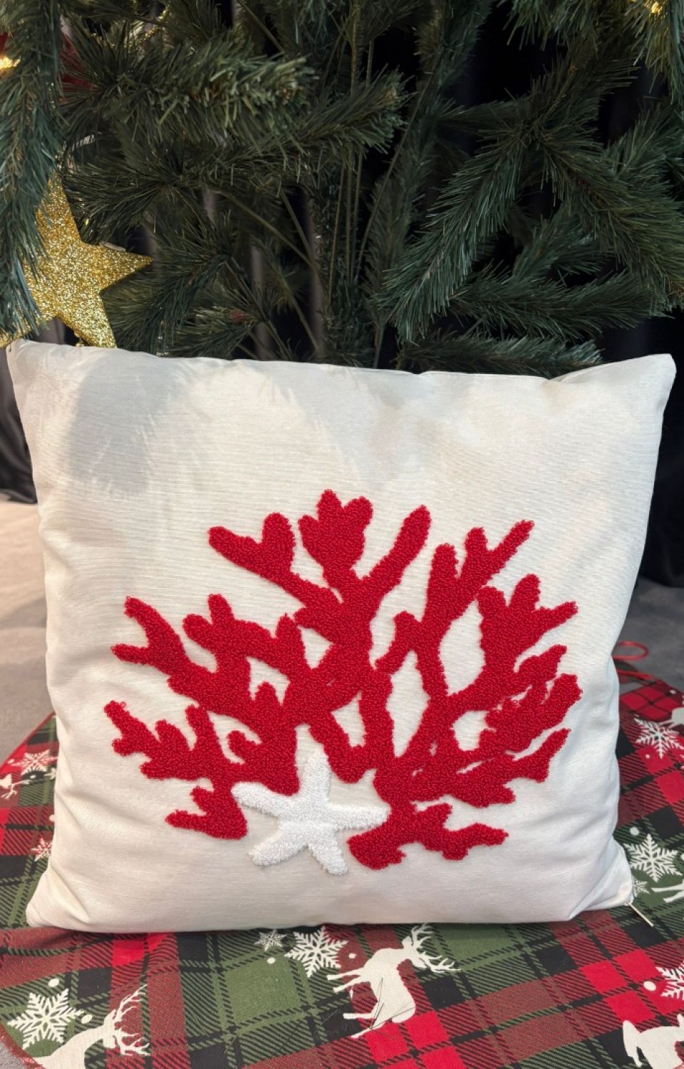 2'li Punch Nakışlı 45x45 cm Kırlent Kılıfı 8 2'li Punch Nakışlı 45x45 cm Kırlent Kılıfı 8