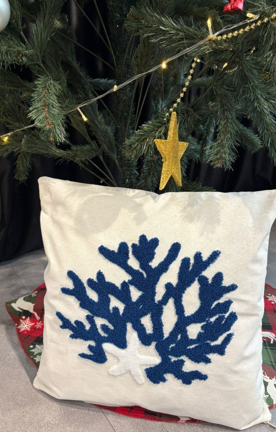 2'li Punch Nakışlı 45x45 cm Kırlent Kılıfı 9 2'li Punch Nakışlı 45x45 cm Kırlent Kılıfı 9