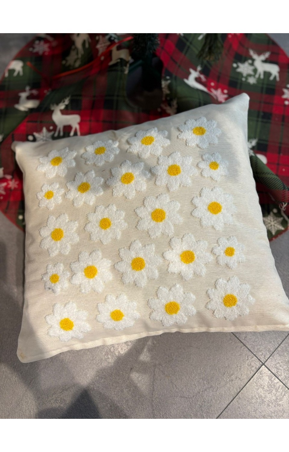 2'li Punch Nakışlı 45x45 cm Kırlent Kılıfı 18