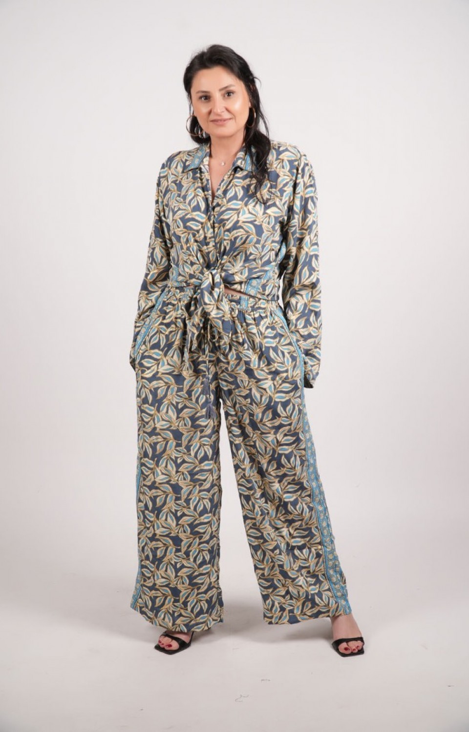 Uzun Double Kol Bağlamalı Gömlek Beli Lastikli Bağlamalı Geniş Paça Pantalon Kadın Yazlık Takım Elbise