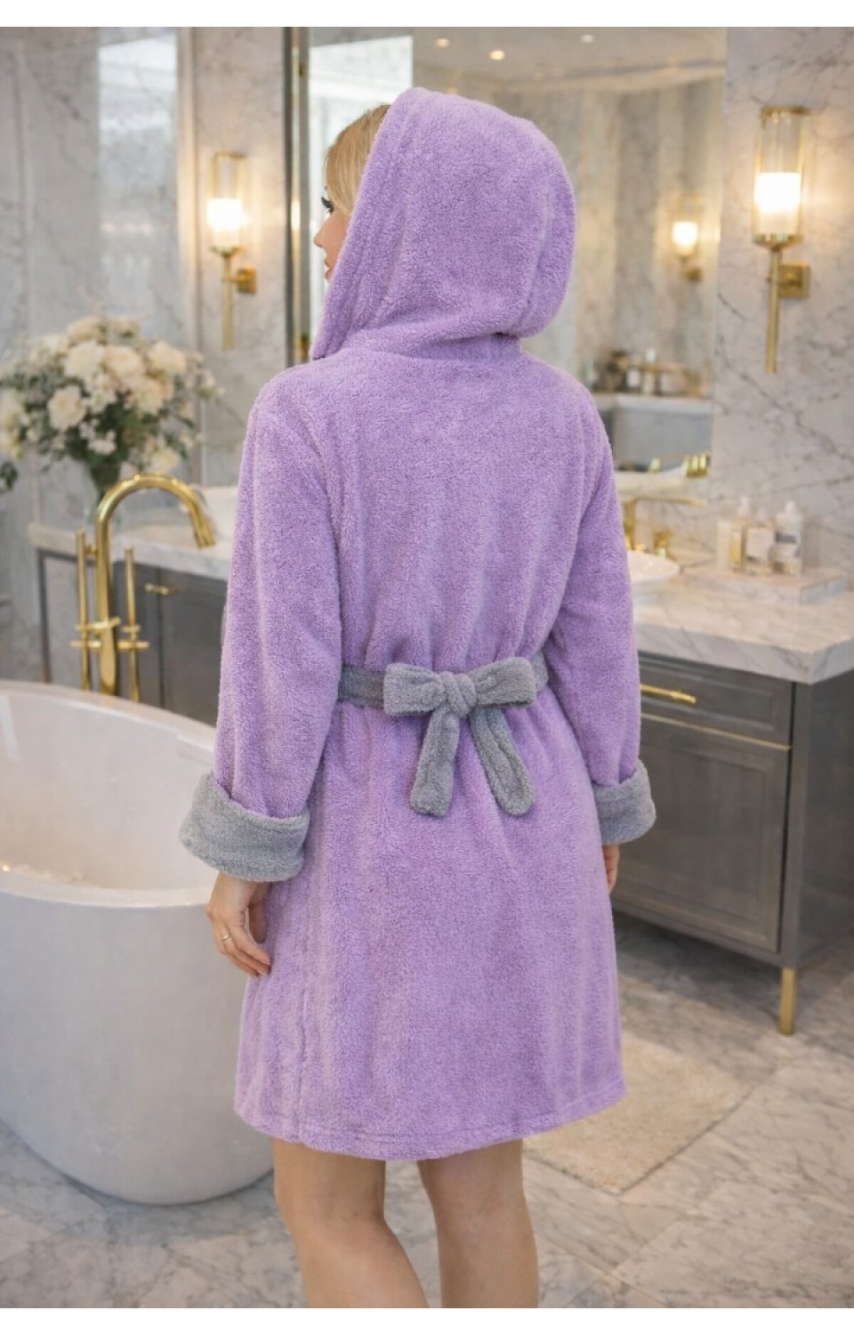 Kapüşonlu Fermuarlı Cepli Sabit Kuşak Detaylı Pamuklu Bornoz Mor