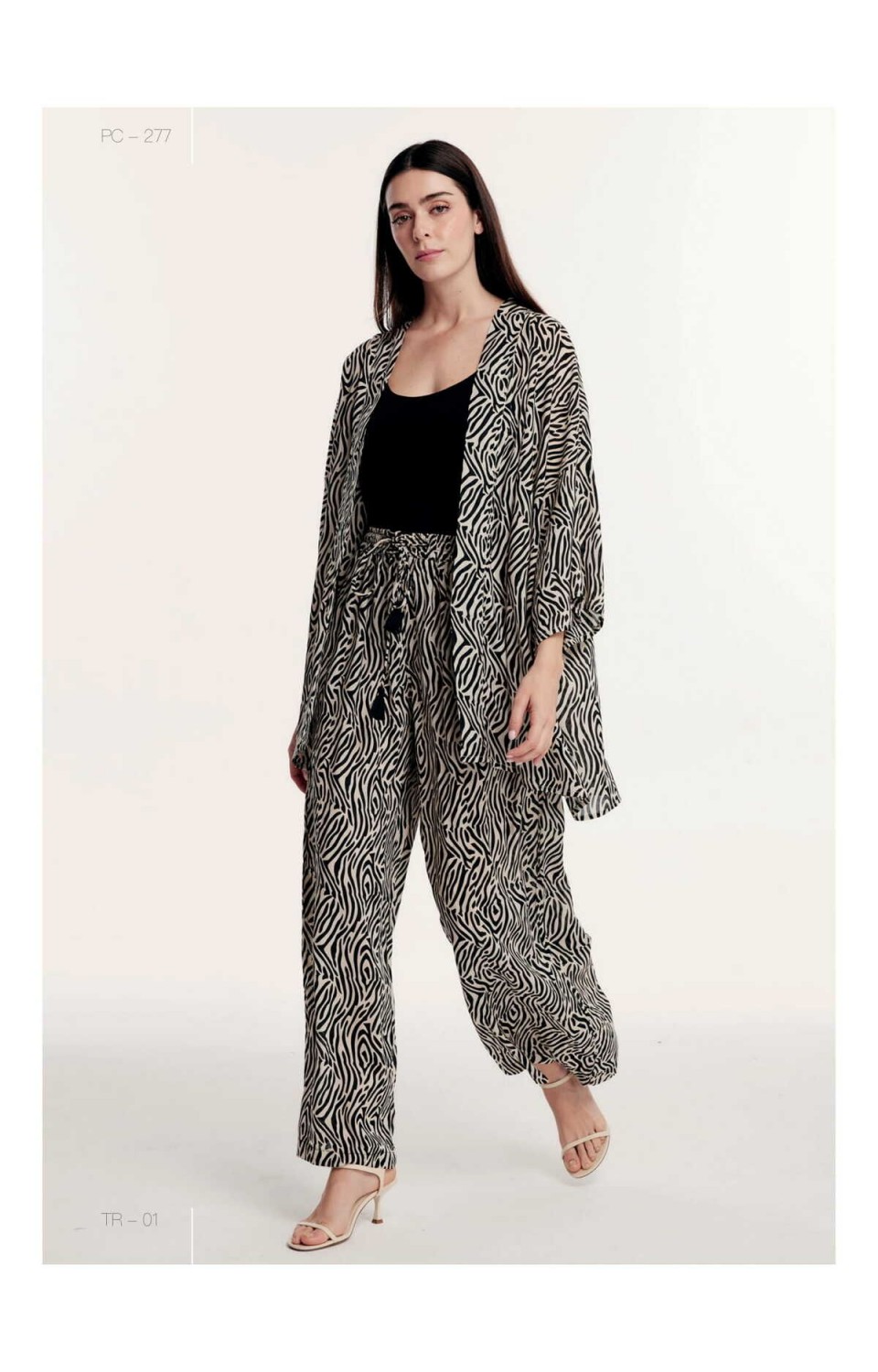 Beli Lastikli Bağlamalı Geniş Paça Pantalon Truvakar Kol Önü Açık Gömlek Kadın Yazlık Takım